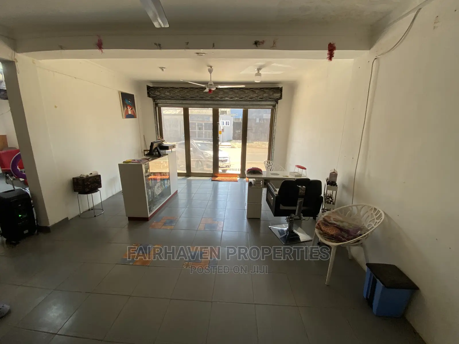 Shop for Rent at Tseaddo