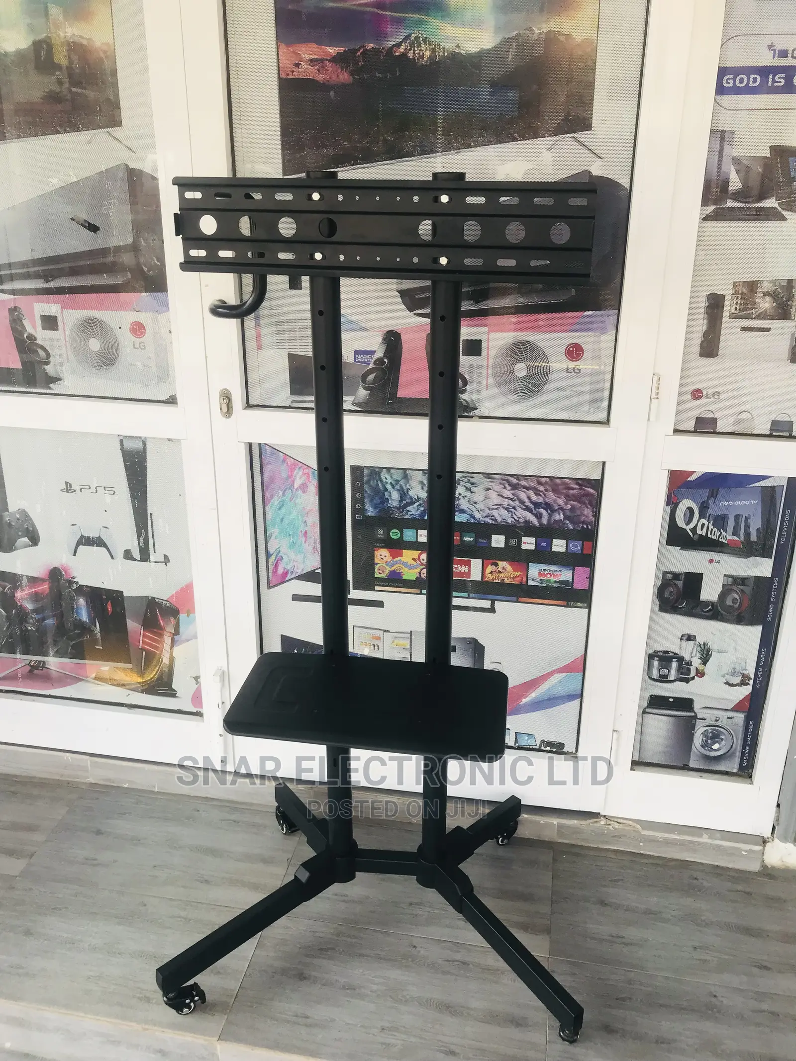 Efficient Mobile Rolling TV Mount Cart