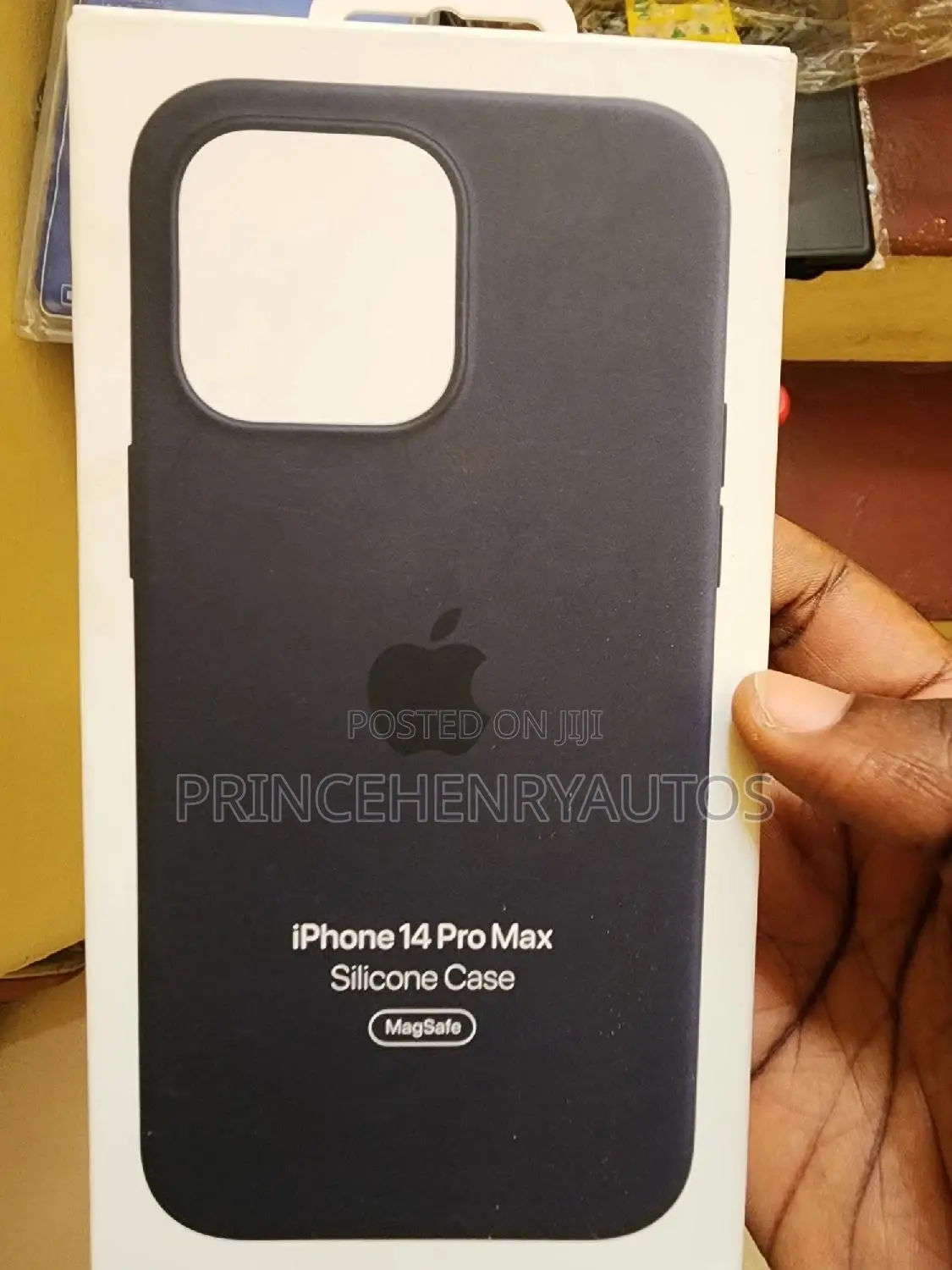 Apple iPhone 14 Pro Max Silicone Case With Mag Safe-Midnight
