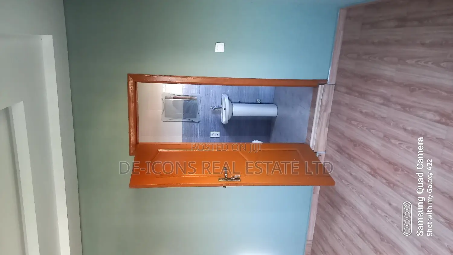 2bdrm Duplex in De-Icons Real Estate, Awutu Senya East Municipal