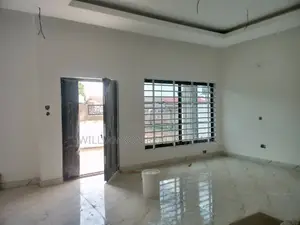 3bdrm House in Hfc Estate, Spintex for sale