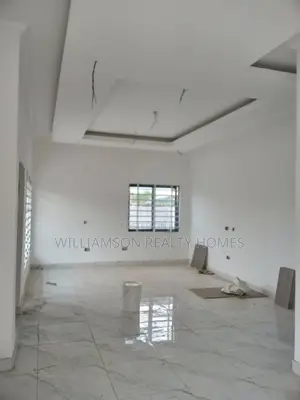 3bdrm House in Hfc Estate, Spintex for sale