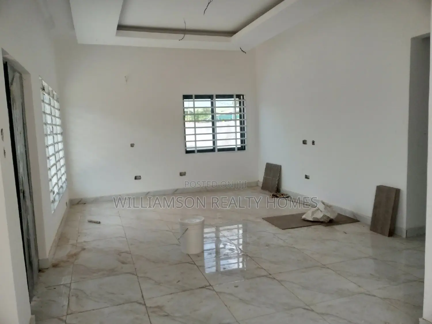 3bdrm House in Hfc Estate, Spintex for sale