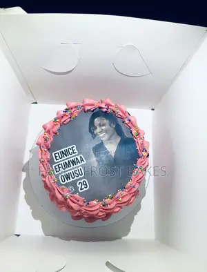Super Customized Birthday Cakes