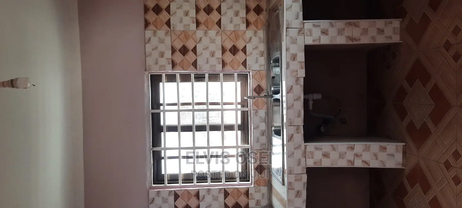 2bdrm Apartment in Ablekuma for rent