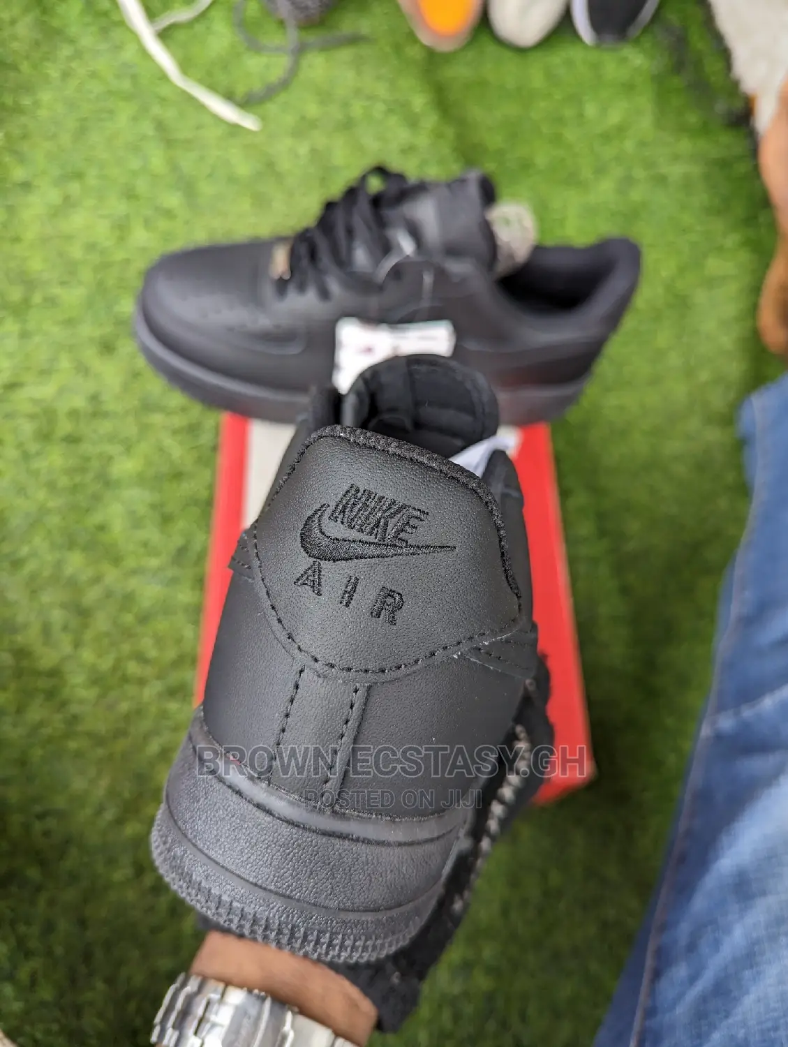 Nike Air Force 1 All Black Sneaker