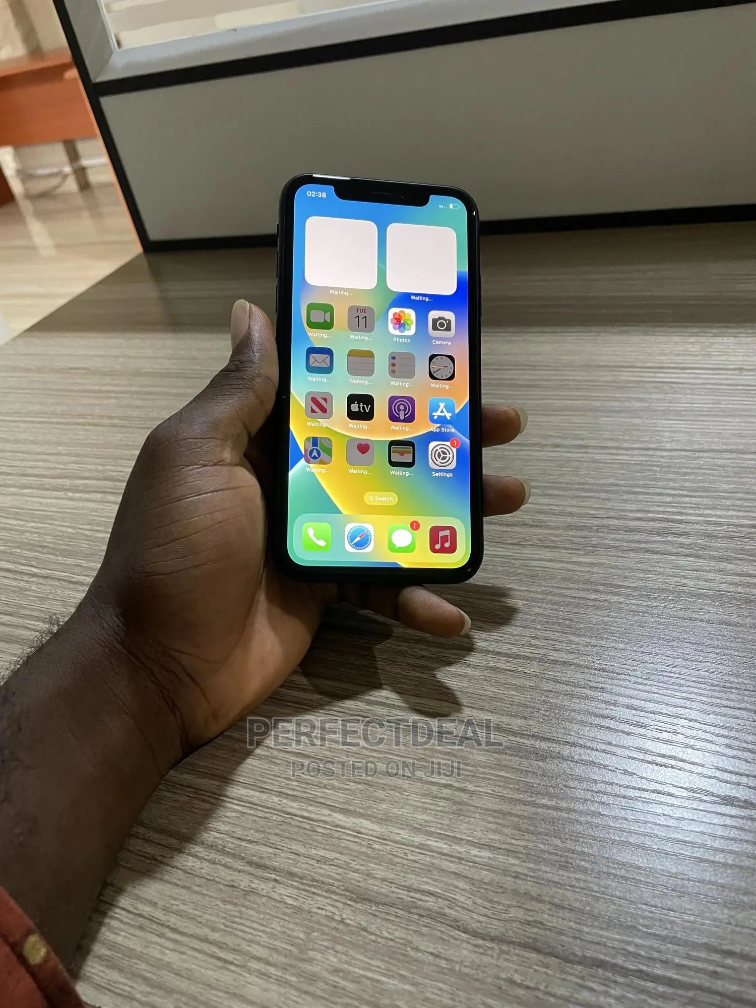 New Apple iPhone XR 128 GB Black
