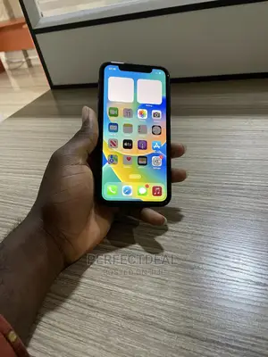 New Apple iPhone XR 128 GB Black