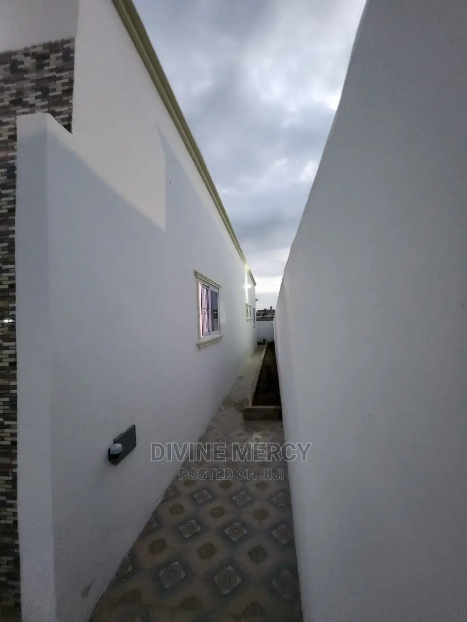 4bdrm Bungalow in Kasoa Krispo City for sale