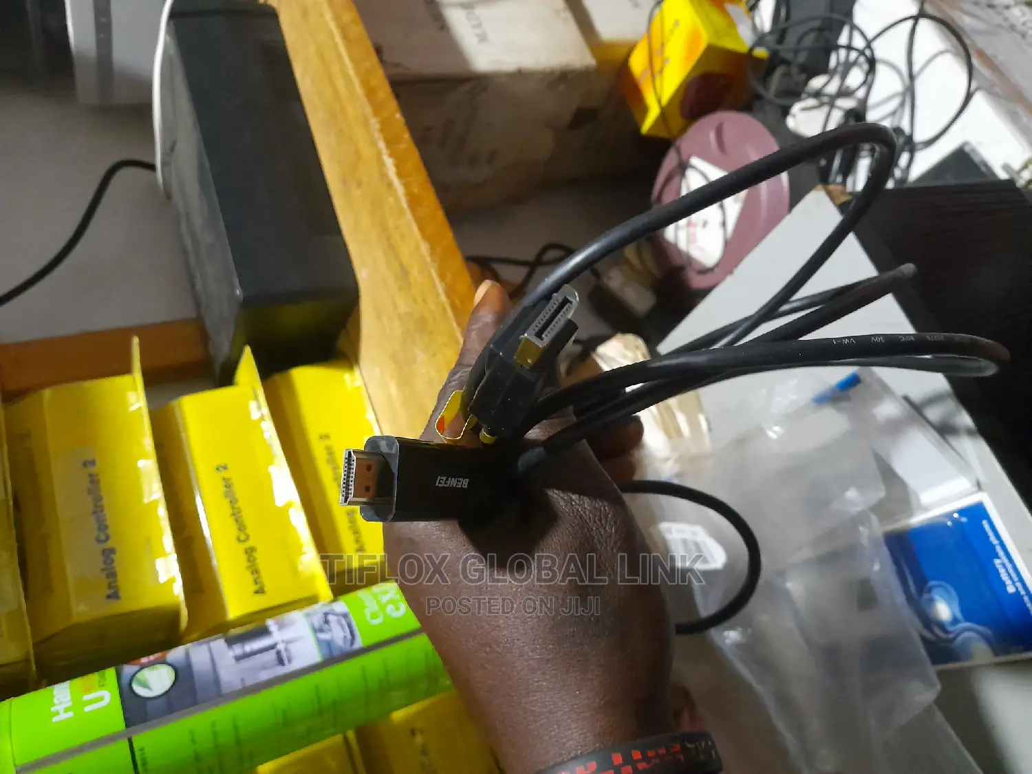DP to HDMI Cable (Uk)