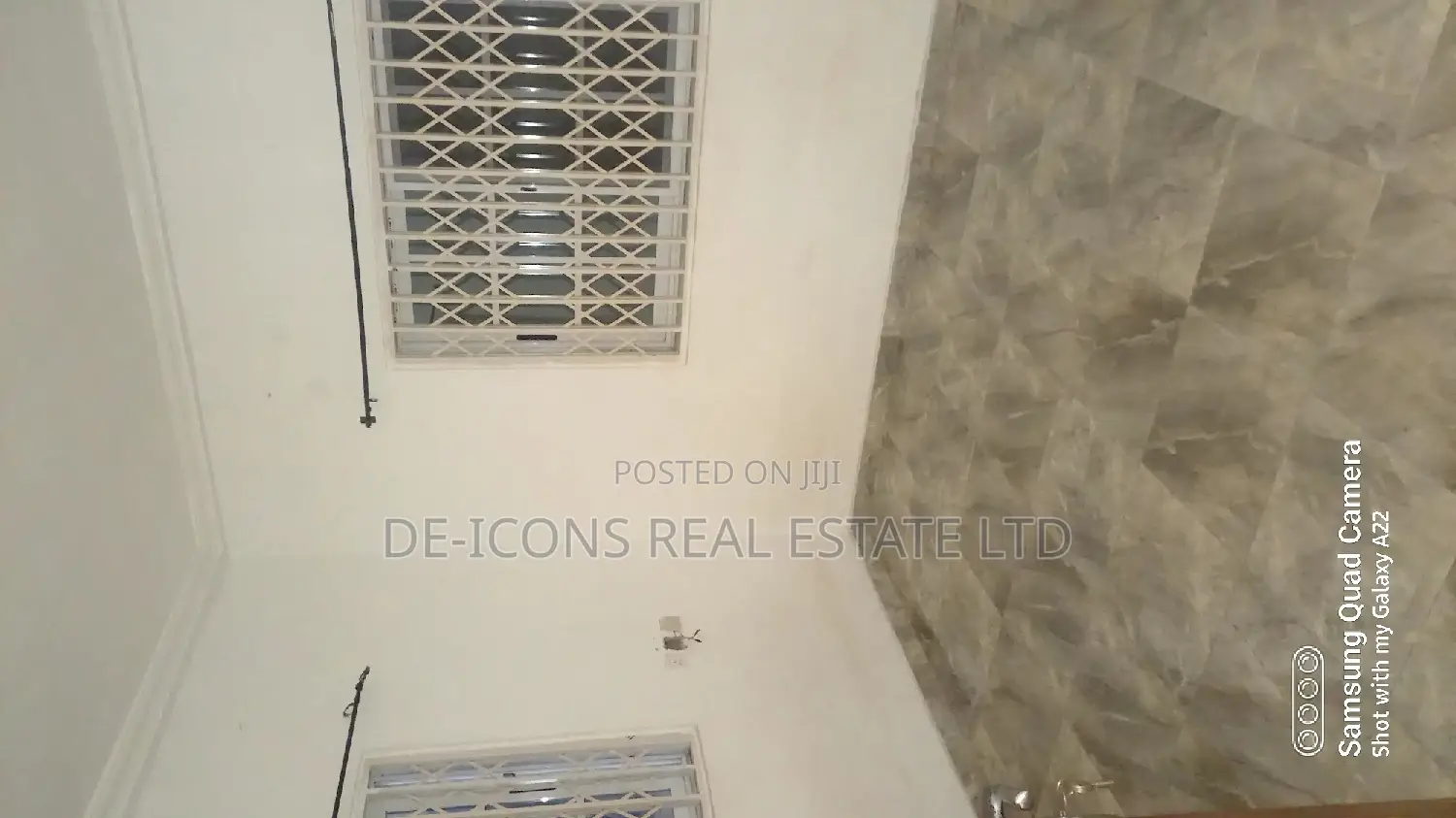 2bdrm Duplex in De-Icons Real Estate, Awutu Senya East Municipal