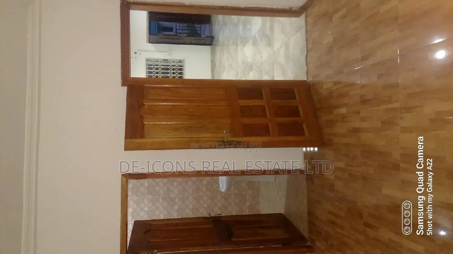 2bdrm Duplex in De-Icons Real Estate, Awutu Senya East Municipal