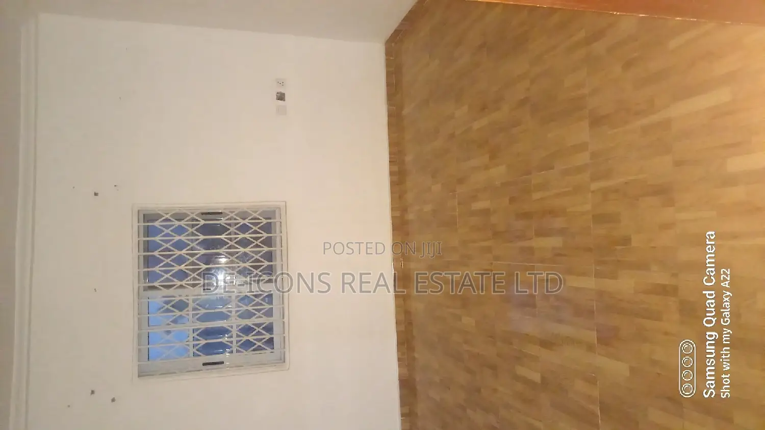 2bdrm Duplex in De-Icons Real Estate, Awutu Senya East Municipal