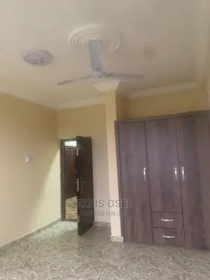 6bdrm House in Cocobod, Amasaman for sale