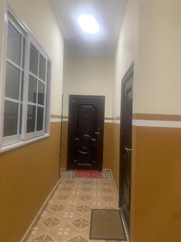 6bdrm House in Cocobod, Amasaman for sale