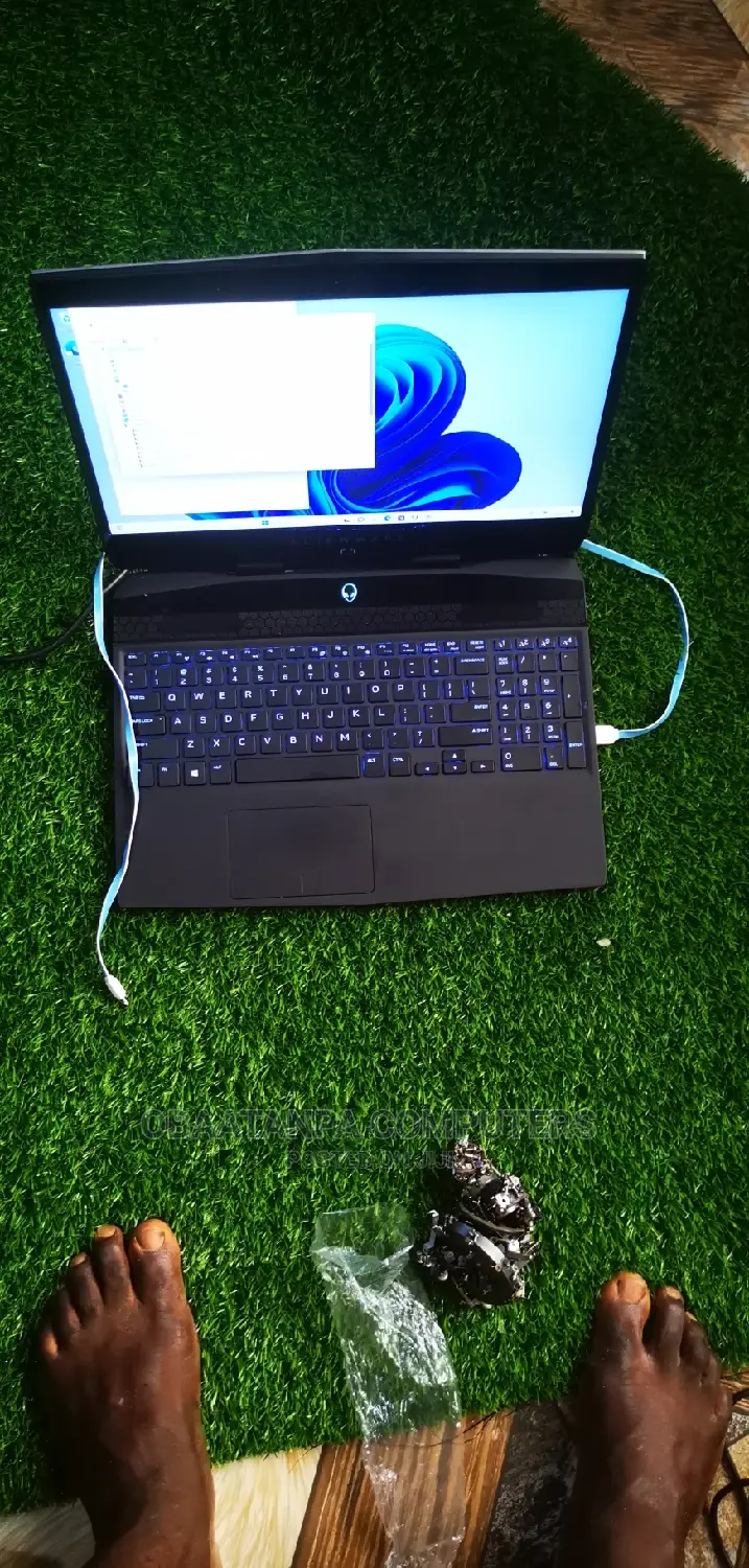Laptop Dell Alienware M15 16GB Intel Core I7 SSD 512GB