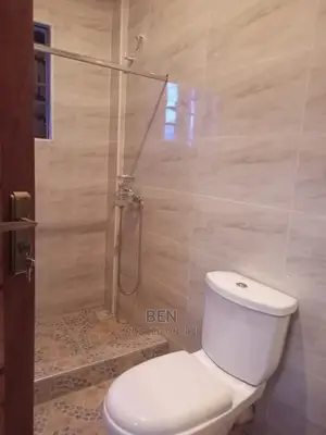 3bdrm Apartment in Ofankor Barrier for rent