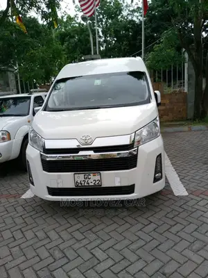 Rent a Car - Toyota Hiace Bus 15 and 14 Passengers Bus