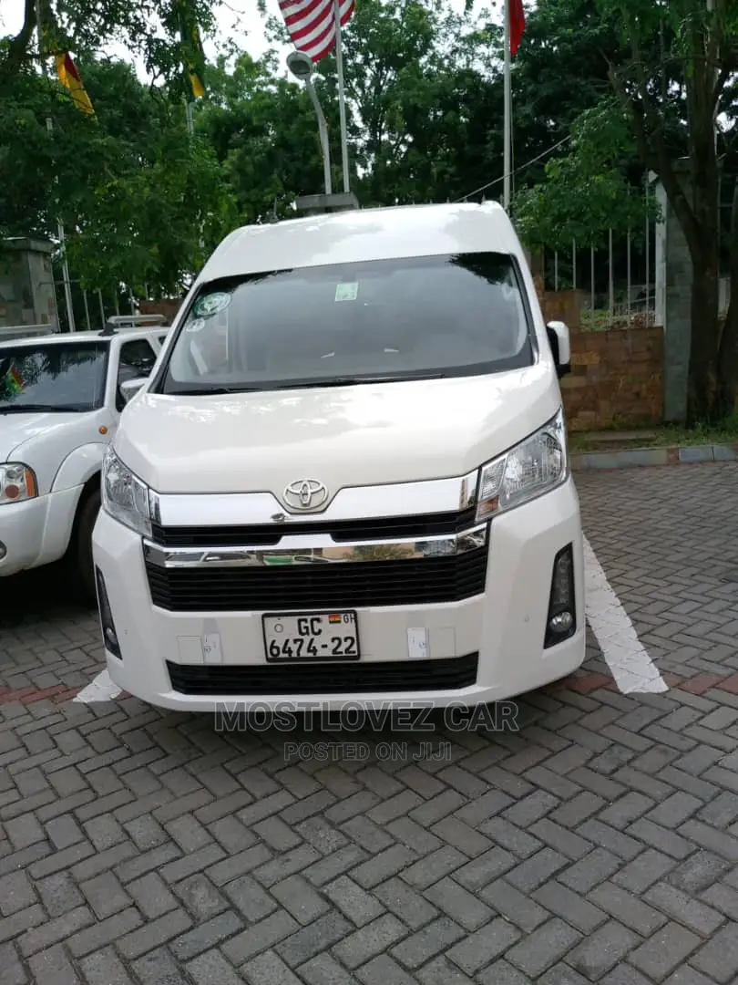 Rent a Car - Toyota Hiace Bus 15 and 14 Passengers Bus