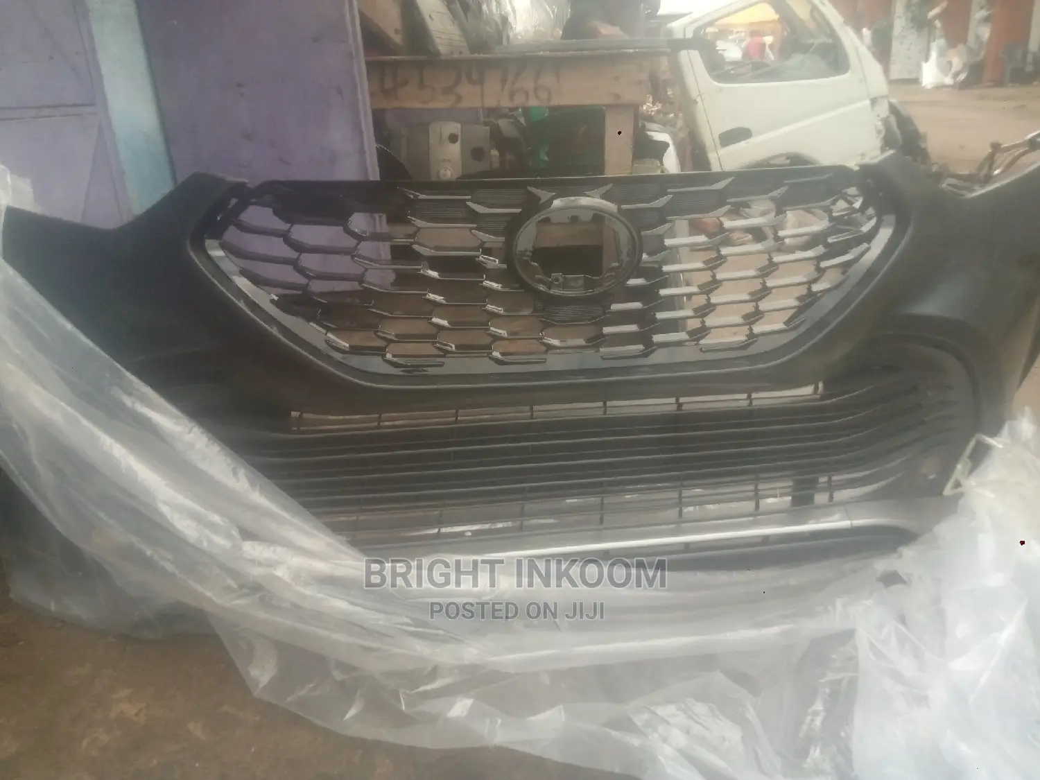 Highlander 2021 Front Bumper Complete