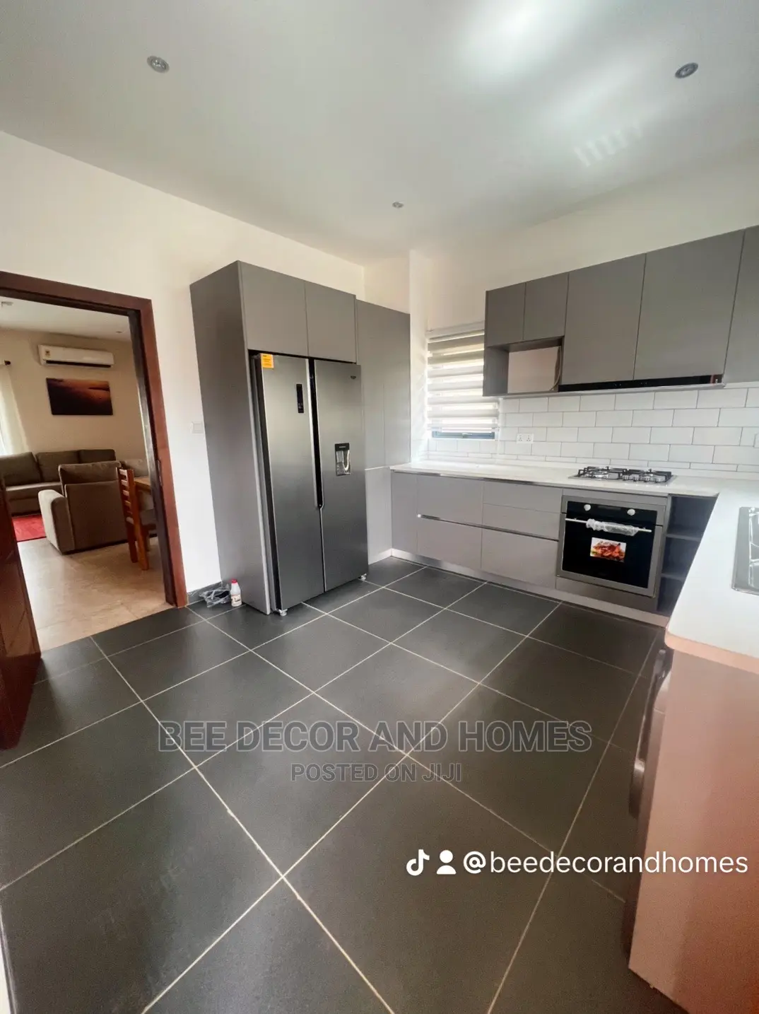 4bdrm Townhouse/Terrace in Bee Decor And Homes, Oyarifa for sale