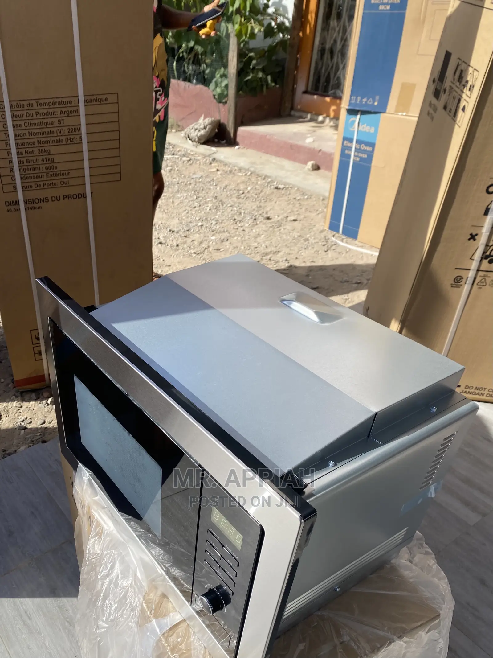 (17L)Lovely Midea Built in Oven Available(Sliver). AM717BS7