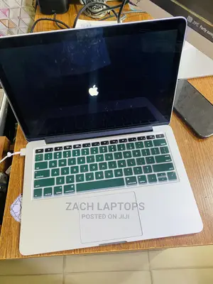 Laptop Apple MacBook Pro 8GB Intel Core I5 SSD 256GB