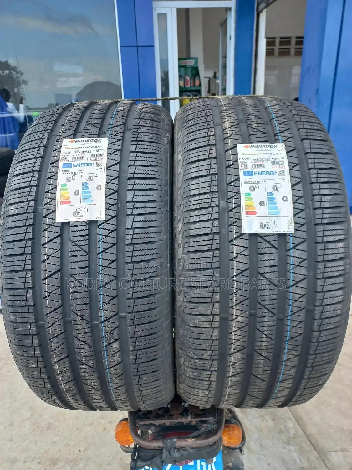 Original Hankook 285/40 R22