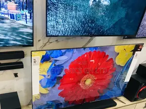 Neat 85 Inches Glossy LED Samsung UHD Crystal QLED