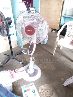 Stand Fan With Remote Control