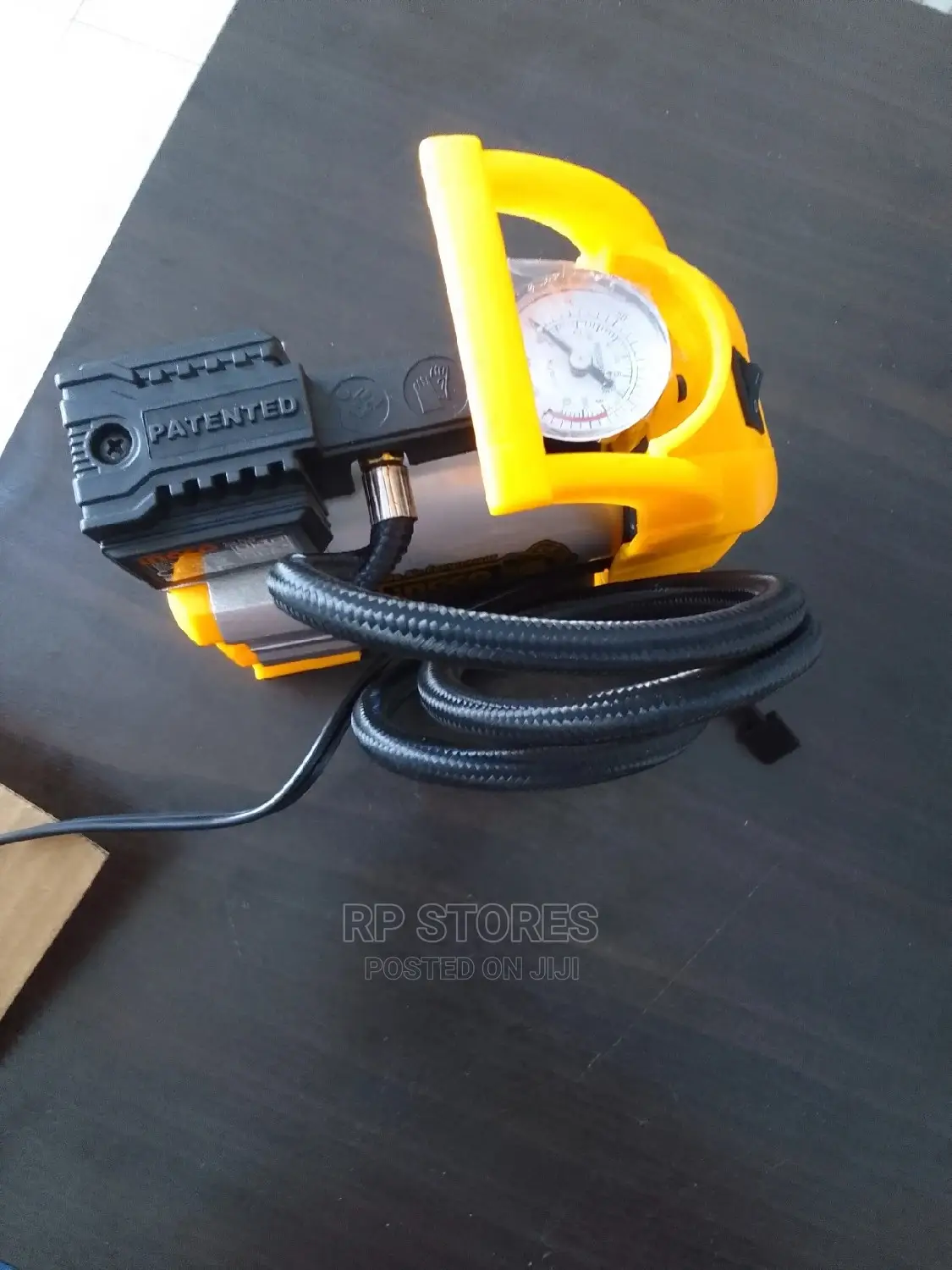 Auto Air Compressor Ingco