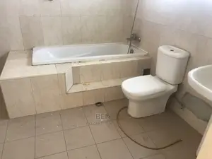 5bdrm House in Taifa for rent