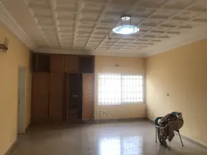 5bdrm House in Taifa for rent