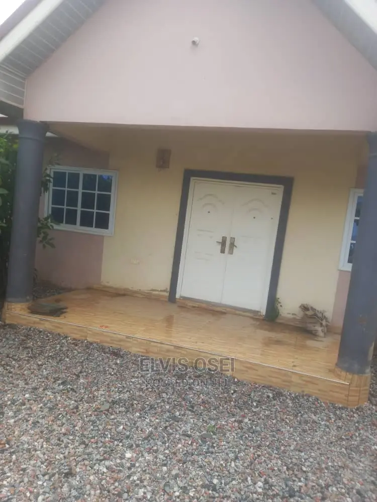 3bdrm House in Canada, Ablekuma for rent
