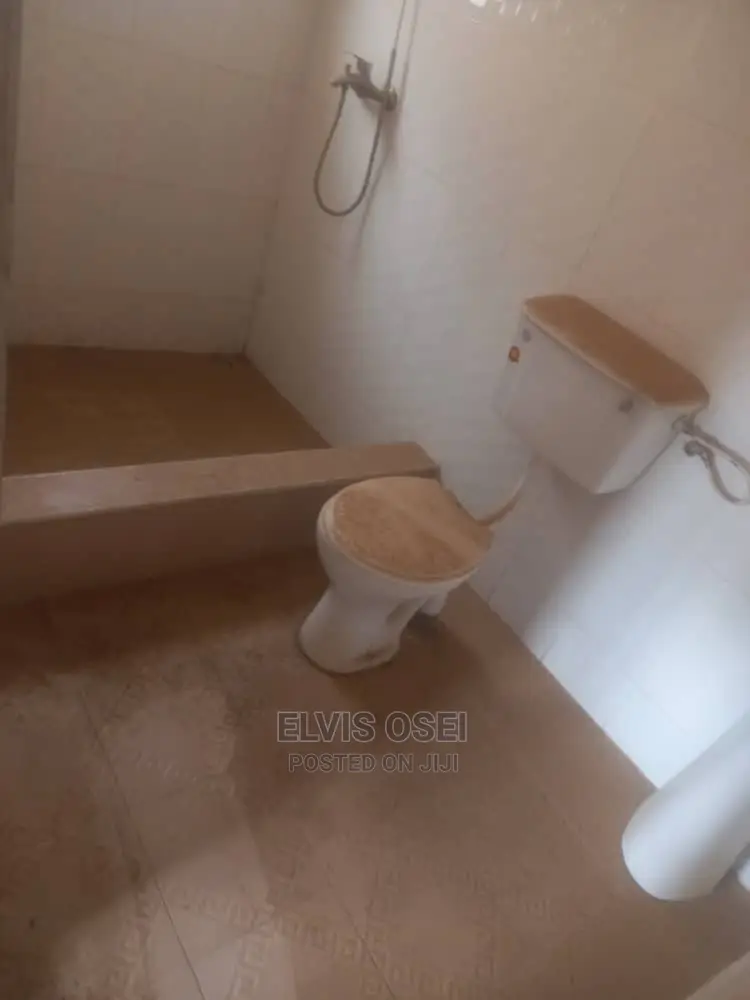 3bdrm House in Canada, Ablekuma for rent