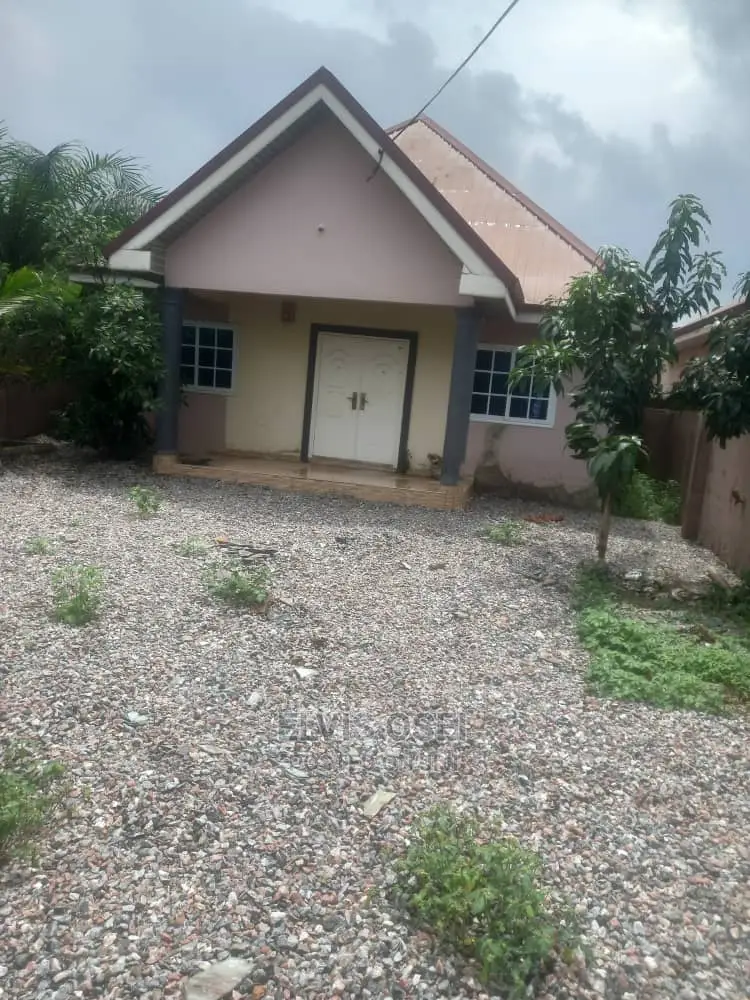 3bdrm House in Canada, Ablekuma for rent