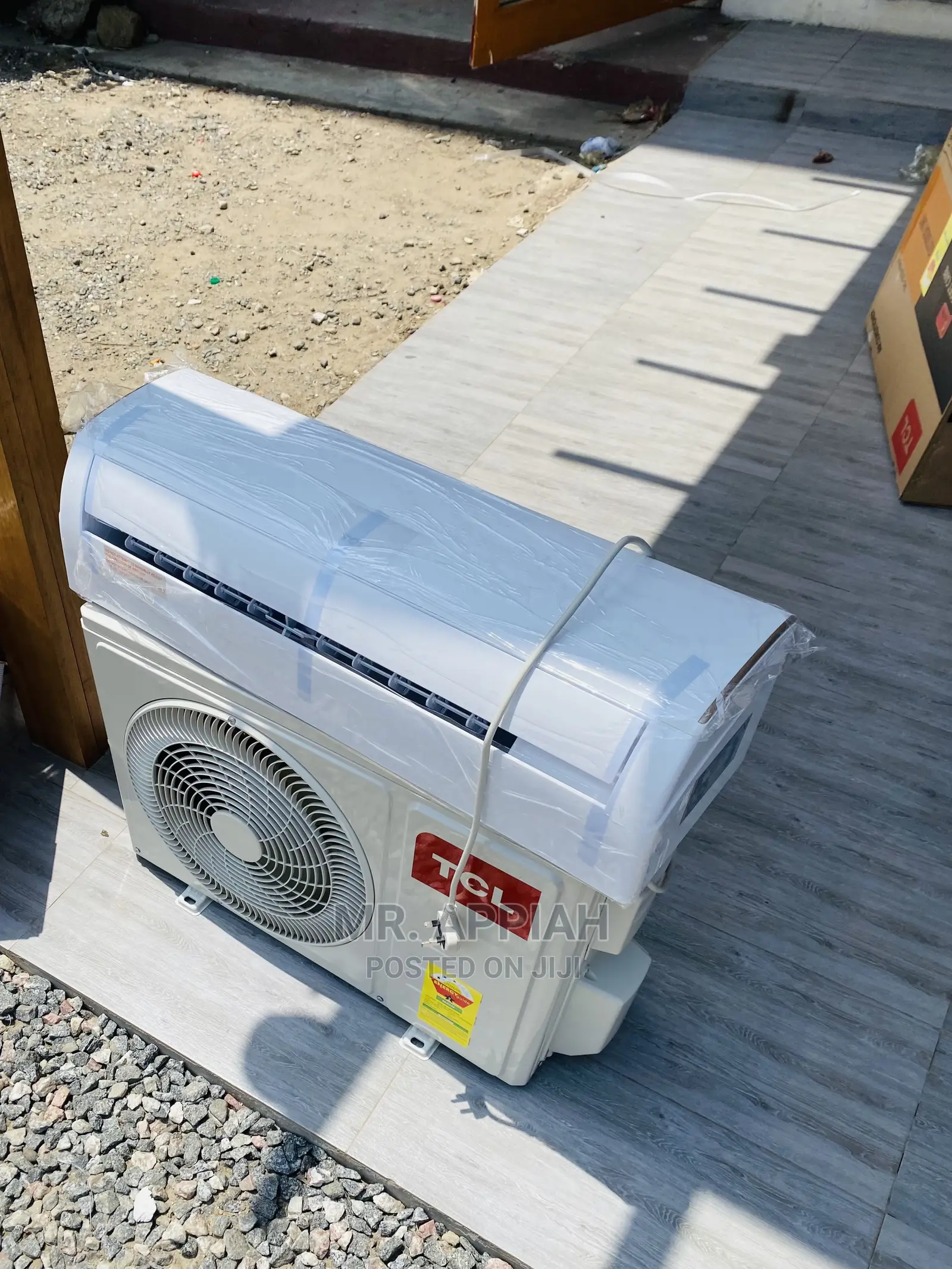 Energy and Cost Saving TCL 2.5hp Air Conditioner 24csa/Xa51