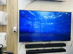 Shop Quality Samsung LED 65 Inches Glossy UHD Au70 Tv