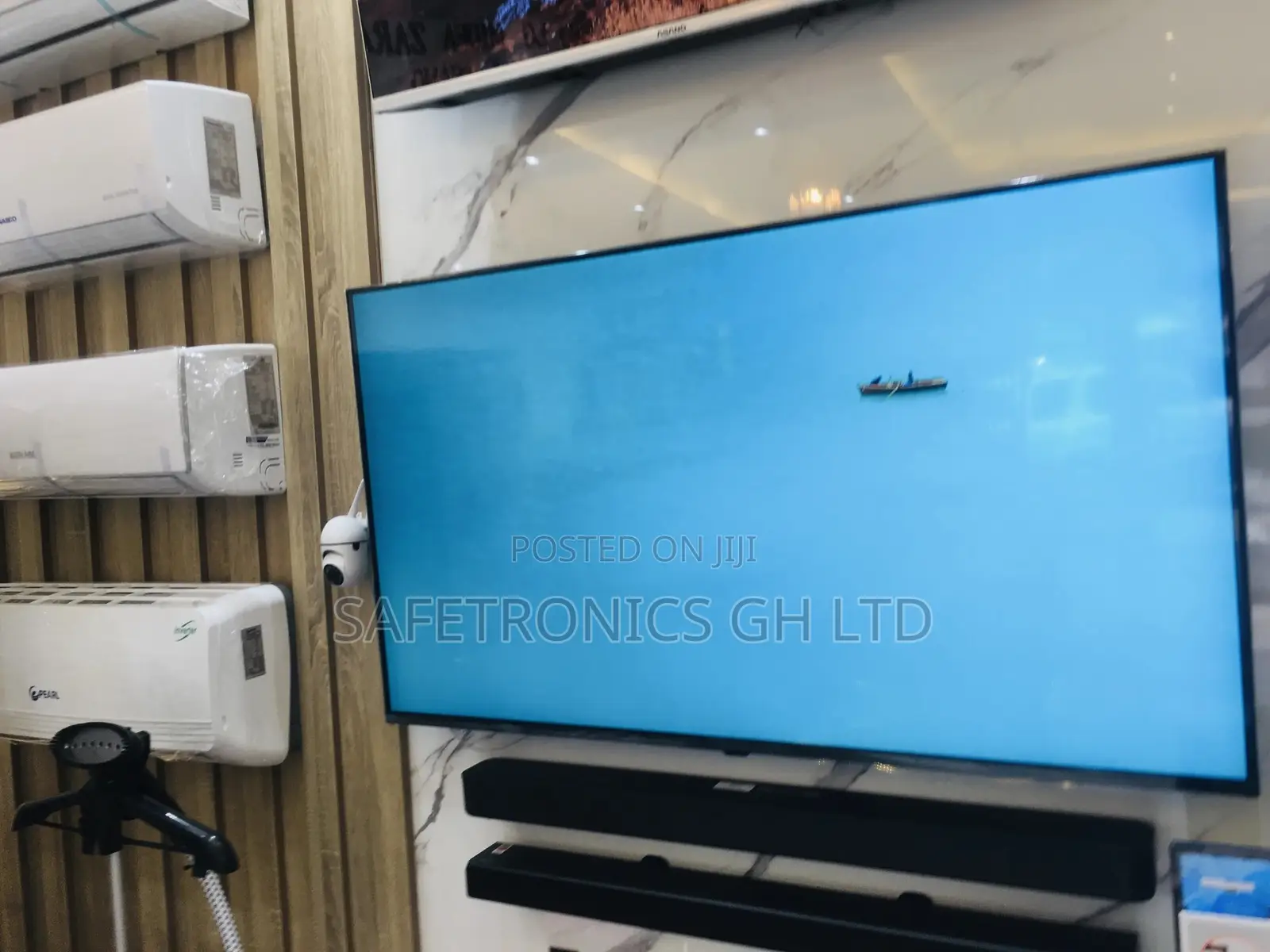 Samsung Unlimited Entertainment 75 Inches AU71 Glossy Tv