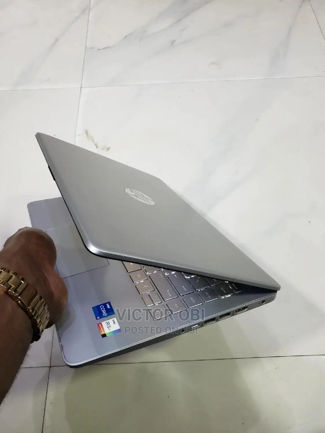 Laptop HP 14-Dq2031tg 8GB Intel Core I5 SSD 512GB