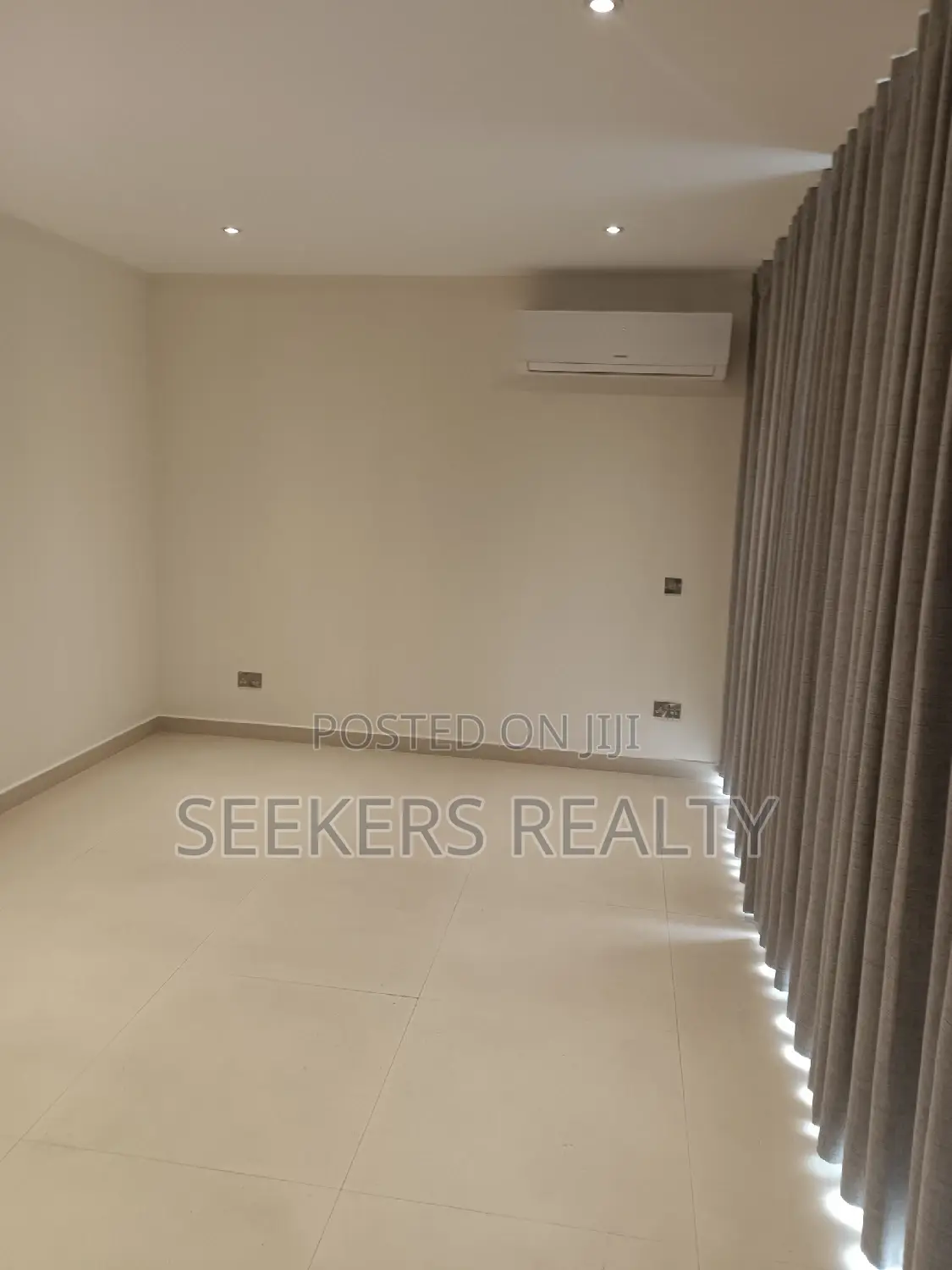 4bdrm Townhouse / Terrace in Seekers Realty, Osu for rent