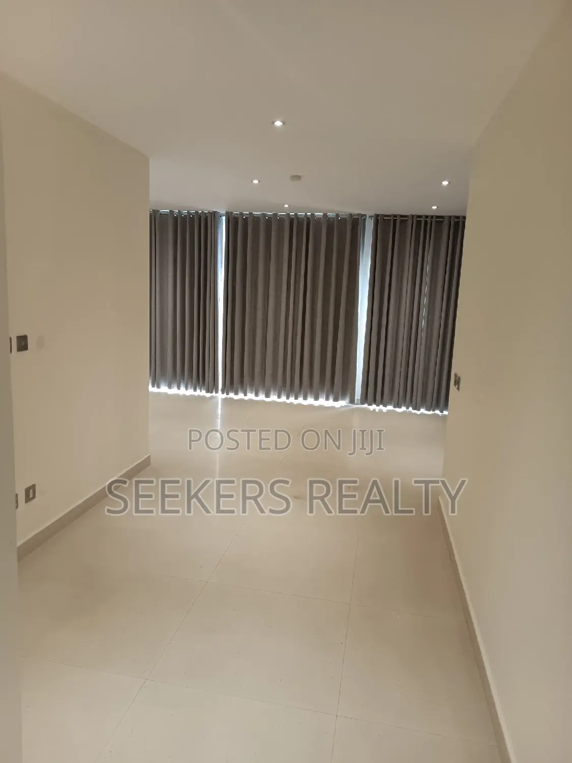 4bdrm Townhouse / Terrace in Seekers Realty, Osu for rent