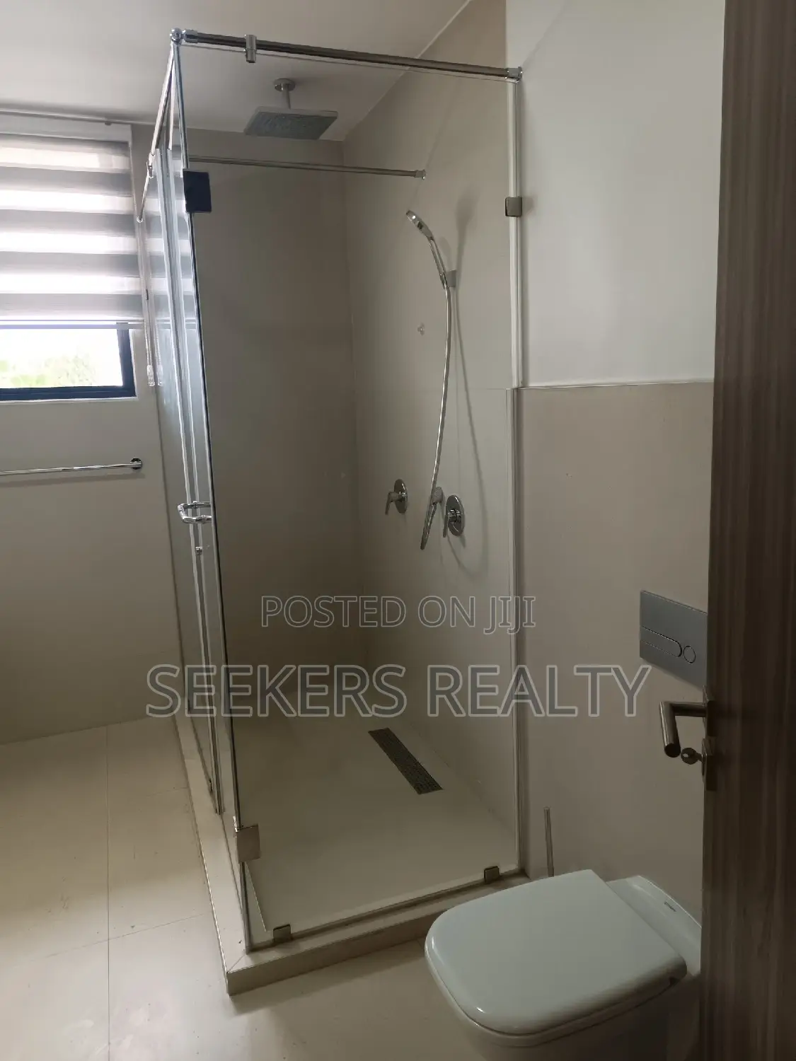 4bdrm Townhouse / Terrace in Seekers Realty, Osu for rent