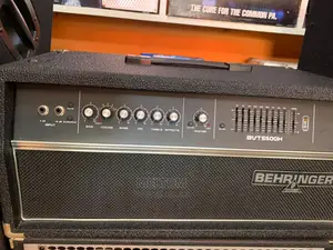 Behringer Bass Guitar Combo