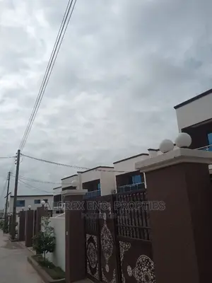 3bdrm House in Gated Community, Oyarifa for rent