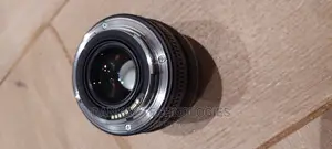 Canon Ef 50mm F/1.4 Usm Lens