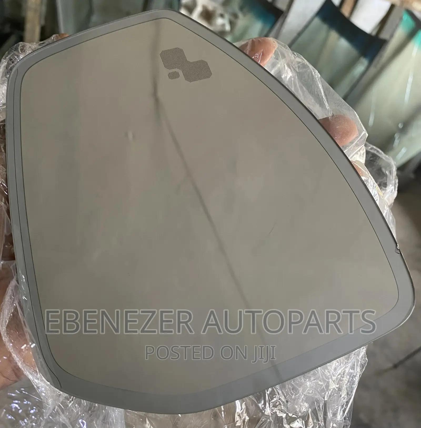 Range Rover Velar Mirror Glass