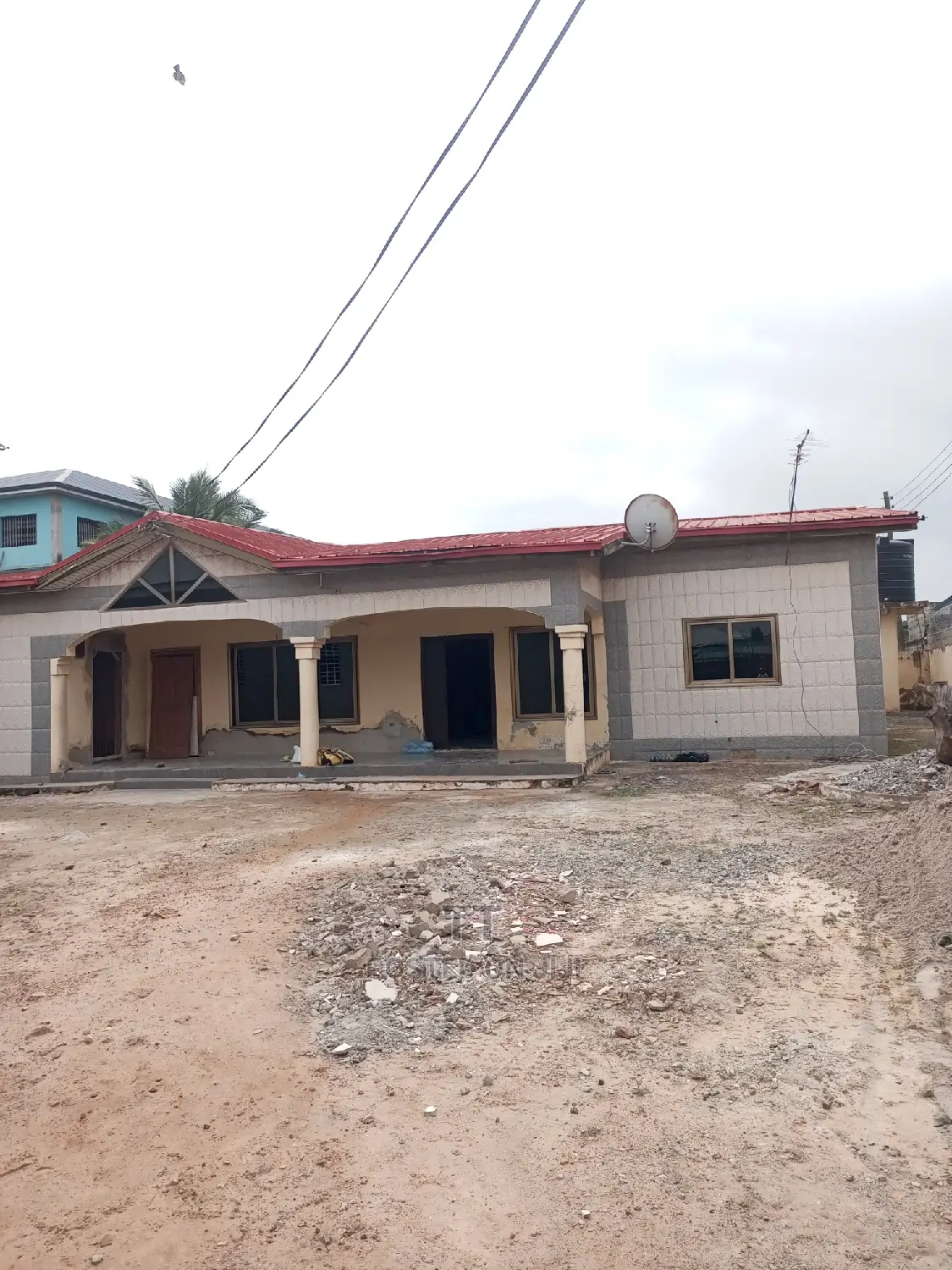 4bdrm House in Teshie Malik for rent