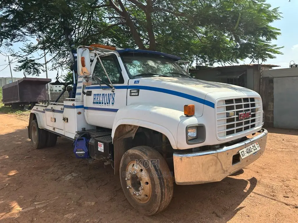 Tow Truck - GMC Caterpillar Wrecker Tow Truck