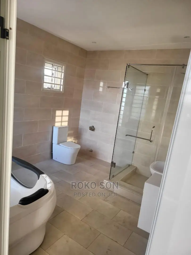 4bdrm Duplex in Dr Roko, Accra Metropolitan for sale